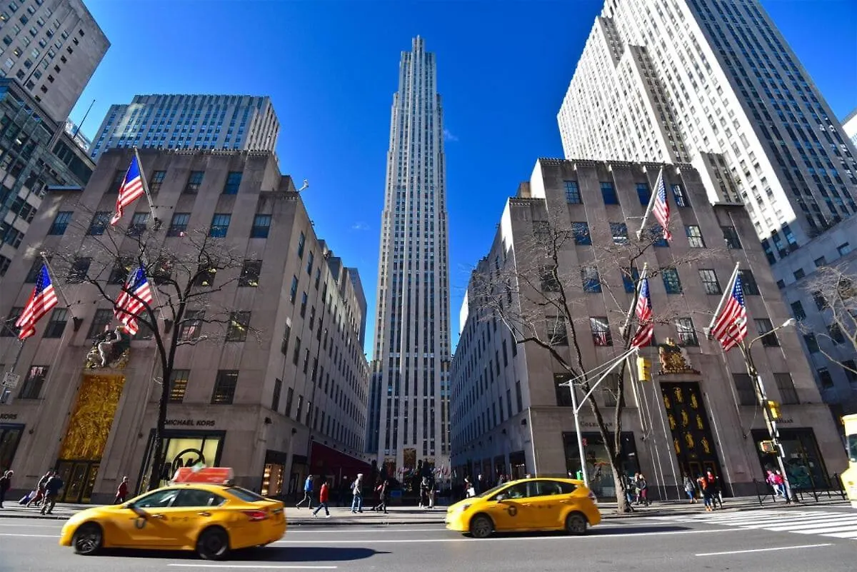 Апартаменты Best Location In Nyc! 1Bd Steps From Central Park Нью-Йорк